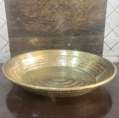 ZEENAT METALMART Brass Paraat, 14-Inch Diameter | Traditional Brass Dough Kneading Bowl | Enhanced Flavor, Health Benefits & Eco-Friendly | Ideal for Roti, Paratha, Bhatura
